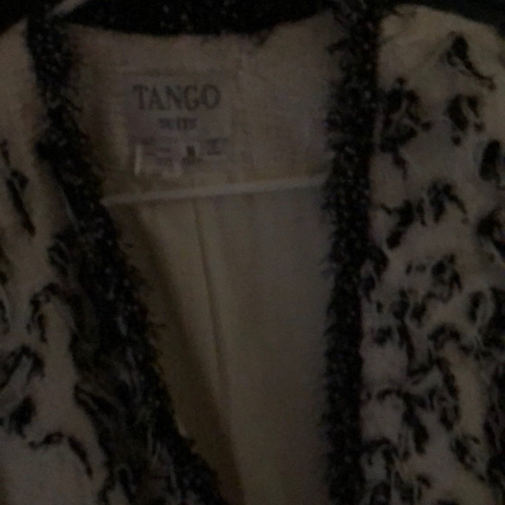 Blazer - Picture 3 of 3